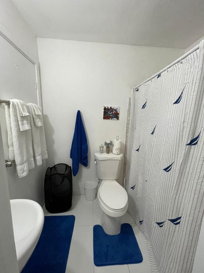 Blue Royalty Bed & Breakfast Portmore Exterior foto